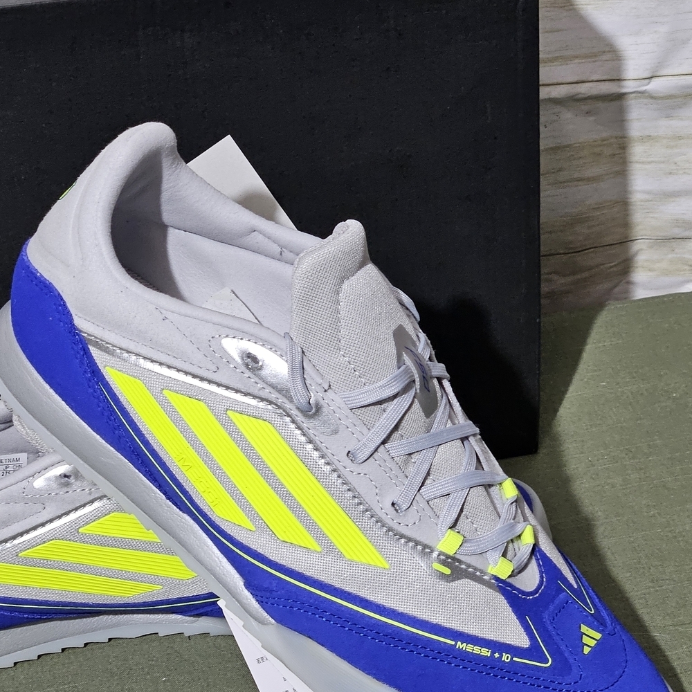 Adidas Men's Blue and Gray Sneakers - Picture 4 of 11
